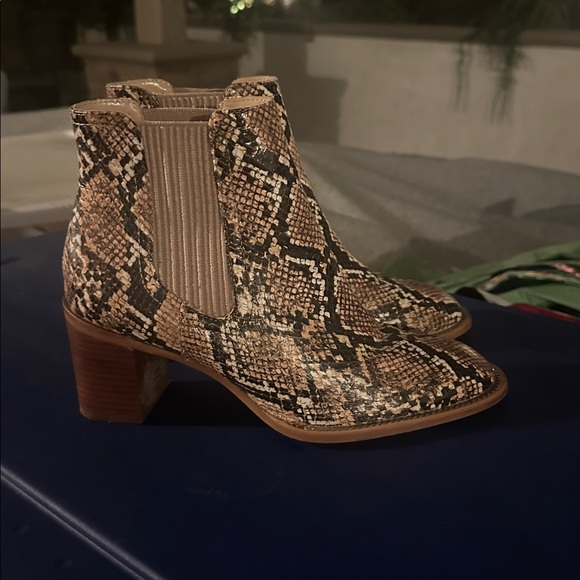 Vince Camuto Snakeskin Pattern Ankle Boots - Picture 5 of 8